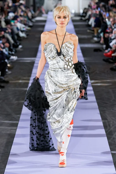 Look 43
